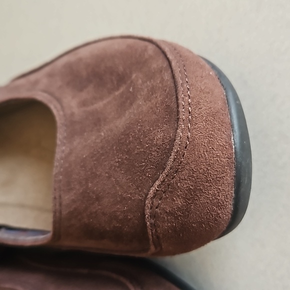 Dansko brown Mary Jane shoes - Picture 3 of 11